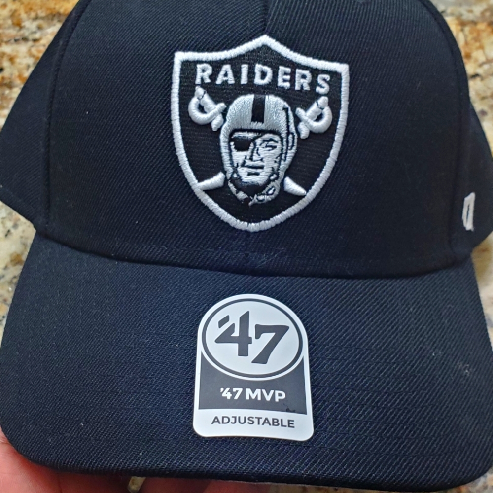 New unworn NFL raiders hat